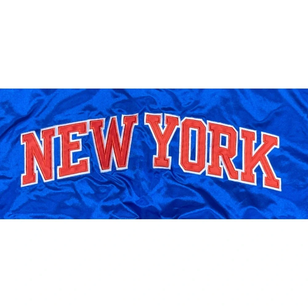 Starter‎ NBA New York Knicks Rare & Vintage Satin Bomber Jacket Size Medium